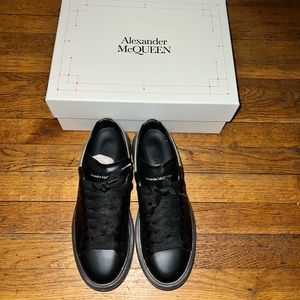 Alexander McQueen Oversized Iridescent Leather Sneakers